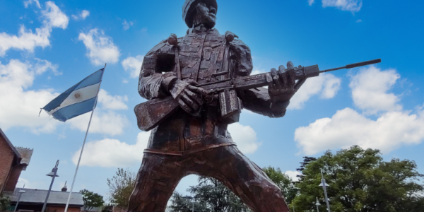 Monumento a los Caidos y Veteranos de Malvinas